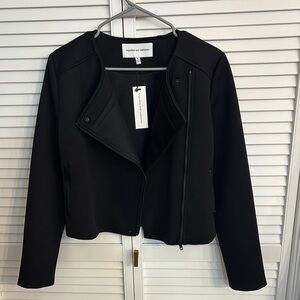 Cupcakes & Cashmere Black Tailored Blazer with Textured Fabric